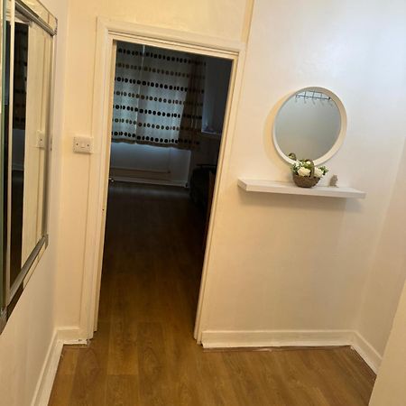 One Bedroom Apartment In Tower Bridge Road London Exterior foto