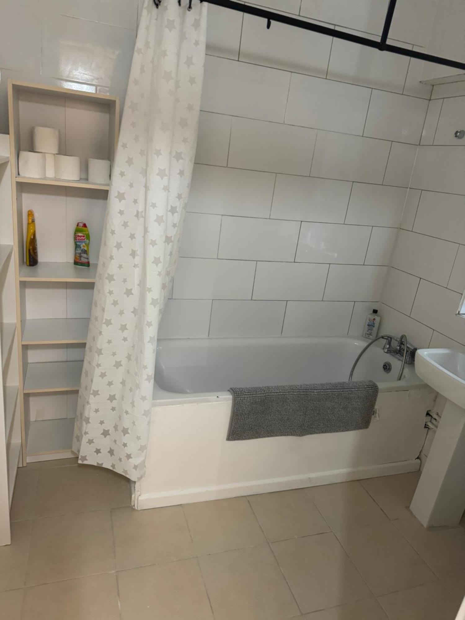 One Bedroom Apartment In Tower Bridge Road London Exterior foto